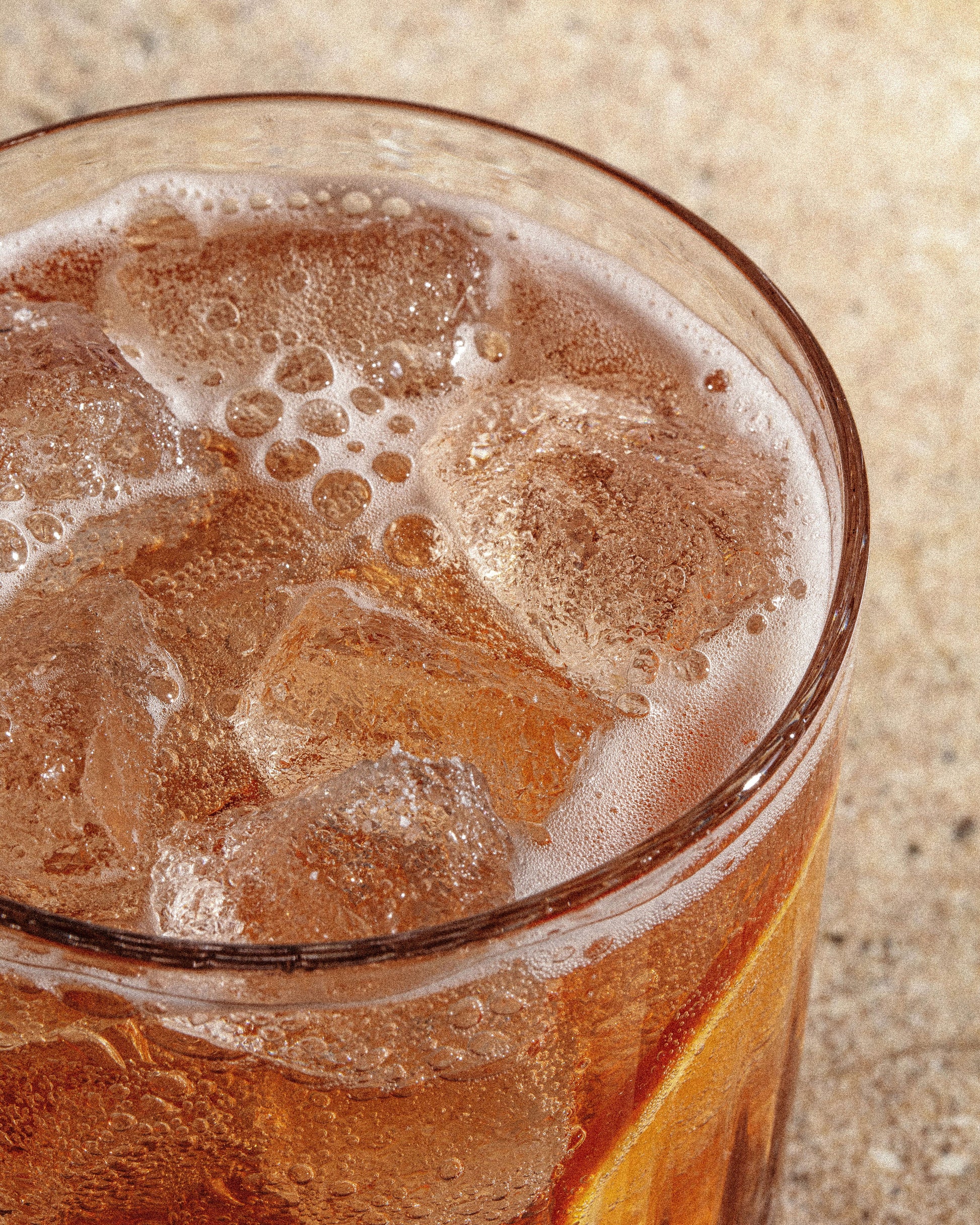 A cold aperitivo over ice, up close